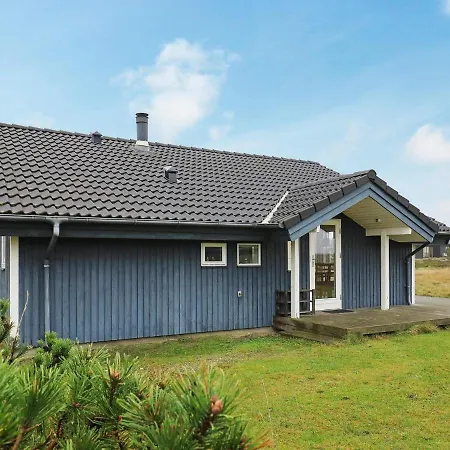 Secluded Holiday In Ringk Bing With Terrace Hébergement de vacances Ringkøbing
