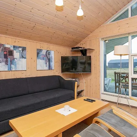 Secluded Holiday In Ringk Bing With Terrace Hébergement de vacances *